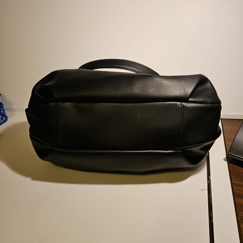 Black Vegan Leather Women's Bag - Picture 10 of 10